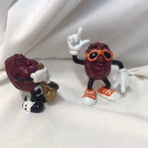 California Raisins Vintage PVC Figurines Lot of 2 1987 vintage collectible toys
